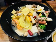 -万记麻辣烫国展总店