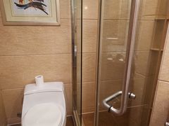 -武汉五月花大酒店(武昌火车站中南路地铁站店)