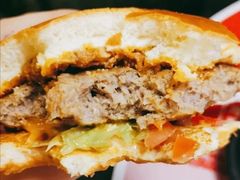 经典肉酱汁汁厚作牛肉汉堡-肯德基(兴隆店)