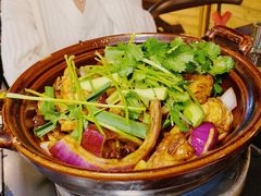 -胡须佬鸡煲四季火锅(海雅缤纷城店)