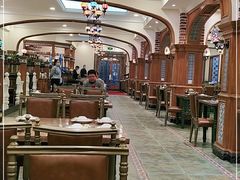 大堂-清真·玛丽亚新疆菜主题餐厅(浙江中路店)