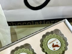 -Laderach 莱德拉(上海环贸iapm店)