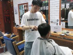 点击看大图 -T.1 hair salon烫染接发