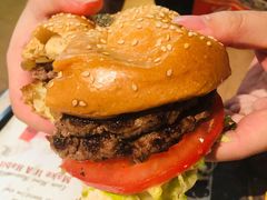 -The Habit Burger Grill 哈比特汉堡(复兴soho店)