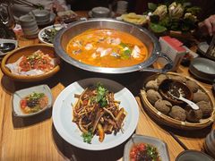 -老凯俚酸汤鱼(鸿通城店)