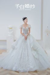 -予白婚纱礼服馆