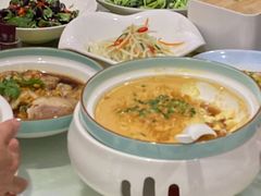 -沪华海鲜大酒楼(南汇店)