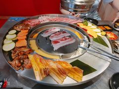 -哈哈碳都·牛肋条无限自助烤肉(台江万达店)
