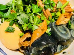 烧椒皮蛋肥肠面-食之六七·面(朝阳大悦城店)