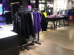 -NIKE武汉品牌体验店