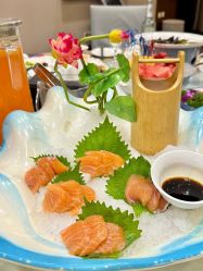 -鑫淼餐饮娱乐中心(江东街店)