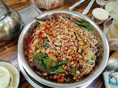 -周良天山牛杂城(天山路总店)