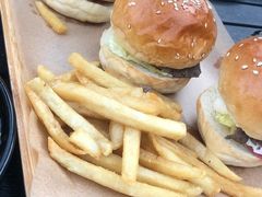 -INNS BAR 音乐酒吧餐厅