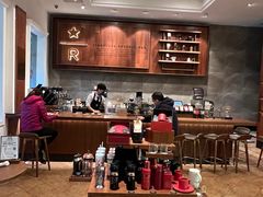 大堂-星巴克臻选(广州沙面店)