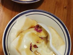 -云阿蛮云南生烫牛肉米线(奉贤路店)