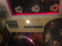 -GAGA主题量贩式KTV平价店(工大店)