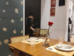 -Mark&Mars Restaurant
