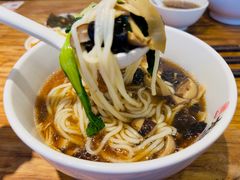 -湘人龙记老长沙米粉(鸟巢店)