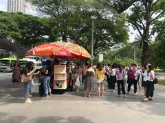 -詹爷爷乌节路街头冰淇淋