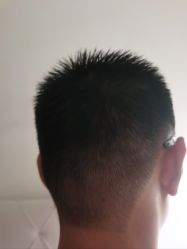 -老男孩男士理容馆·理发·烫染·修面