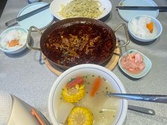 -有红鸡毛店·川菜(建设路店)