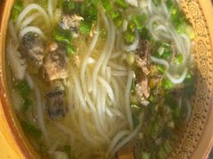 鸡汤米线-正宗李家土鸡米线店