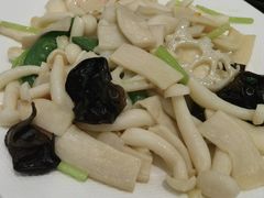 鲜杂菌炒素珍-太兴餐厅(东方广场分店)
