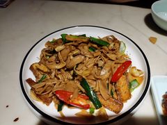-韵秋荷(宝山龙湖天街店)