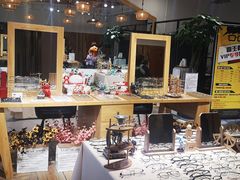 -肆兮眼镜·蔡司·徕卡战略合作店(大坪店)