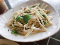 芦苇根炒肉丝-梦缘水乡·湖景餐厅