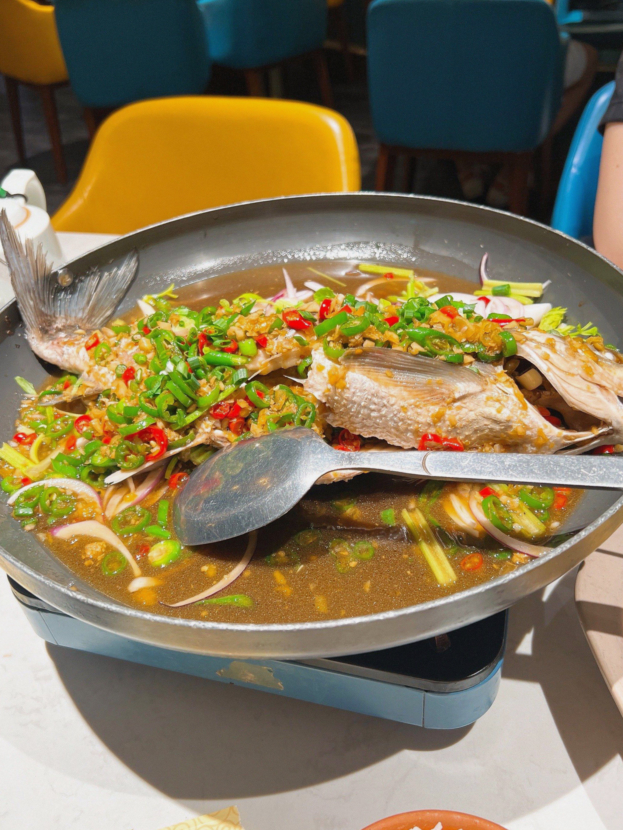 城市尝鲜计划很好吃的鱼,就在石榴中心里面的一家店面