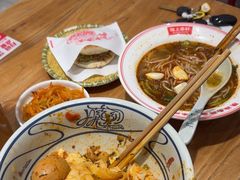 -陇上秦轩西安biangbiang面(朝龙汇店)