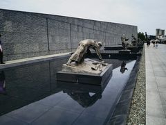 -侵华日军南京大屠杀遇难同胞纪念馆-停车场