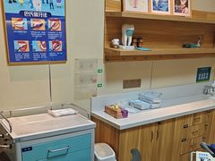 -上海仁爱医院口腔科 · 种植