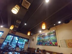 大堂-肖肖酸萝卜鱼火锅(总店)