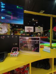 -蹦蹦跳跳(新奥购物中心店)