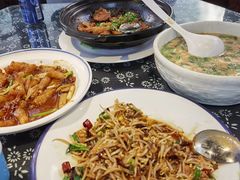 -旺角小渔村·海肠捞饭开创者(环山路店)