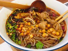 -麻婆婆白家肥肠粉(海岸城店)
