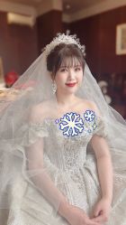 -莫小姐婚纱