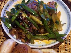 -粉墨特色菜·烧烤音乐酒馆