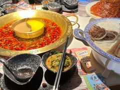 -哥老官重庆美蛙鱼头(龙湖杭州金沙天街店)