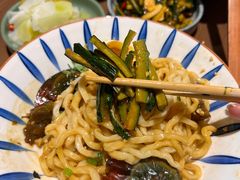 -面乙新派手擀面(大悦城店)