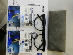 -爱视眸Eyeblling眼镜·依视路·蔡司镜片折扣店(百联南方商城购物中心)