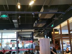 大堂-蚝太郎 • 海鲜烧烤(Upark店)