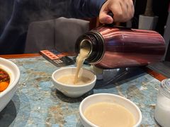 壶奶茶-哈啾嗨·新概念蒙餐(红星新城店)