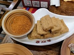 -亮欢寨酸汤鱼(沙冲路店)