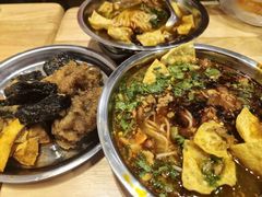 -柳州肥姨妈大骨螺蛳粉(万达中心店)