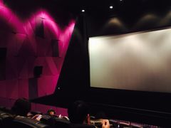 -英皇UA电影城(虹桥天地店)