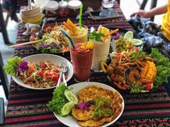 -Tikky Cafe