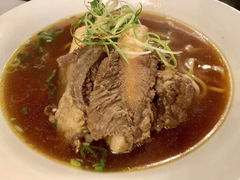 -天下三绝 牛肉面/红酒